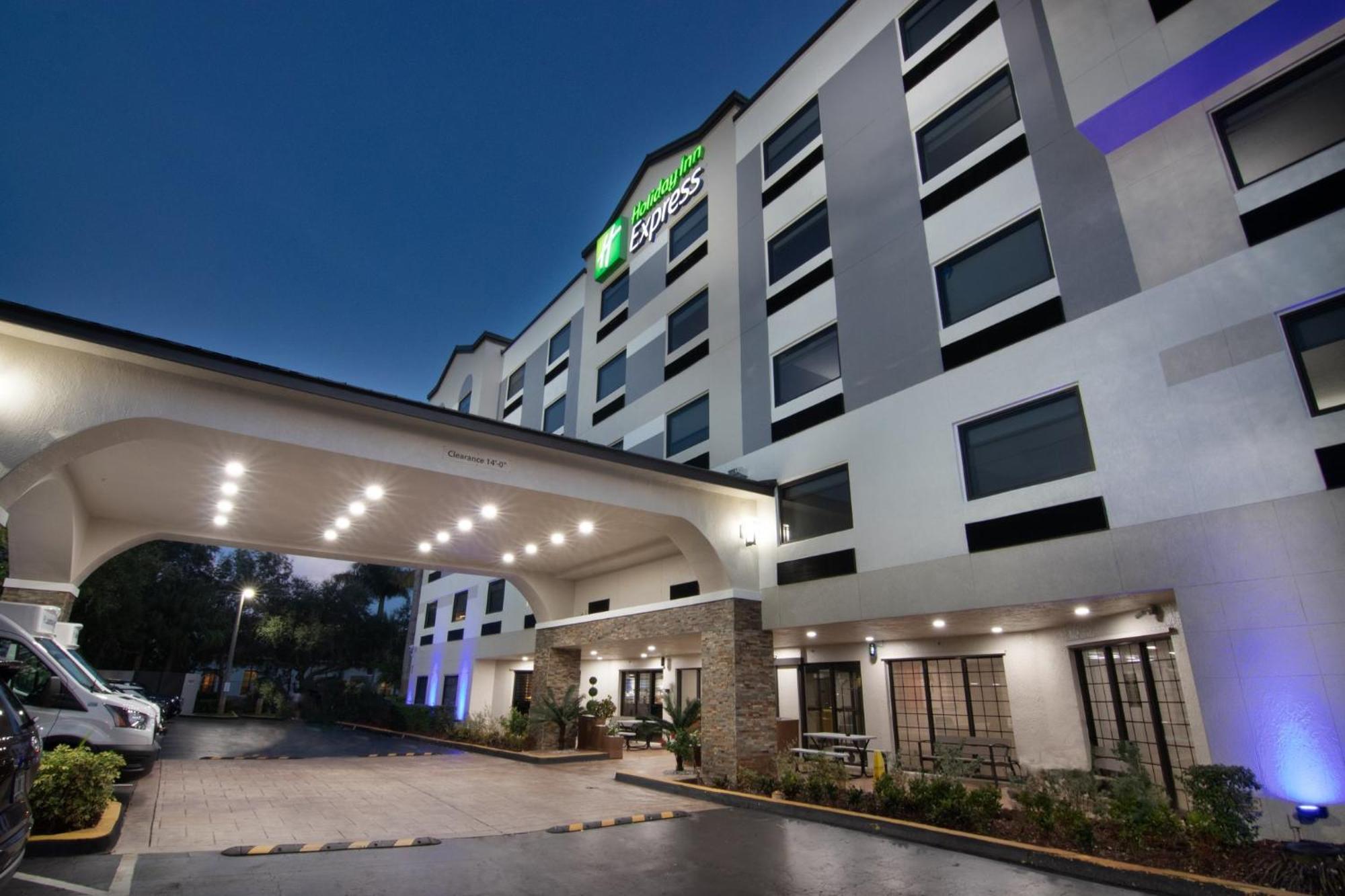 Holiday Inn Express And Suites Fort Lauderdale Airport West By Ihg Деві Екстер'єр фото