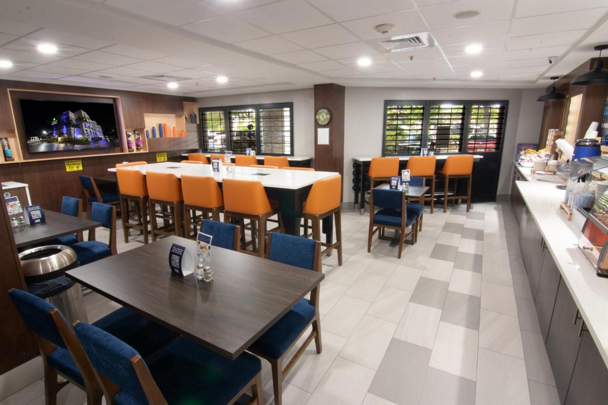 Holiday Inn Express And Suites Fort Lauderdale Airport West By Ihg Деві Екстер'єр фото