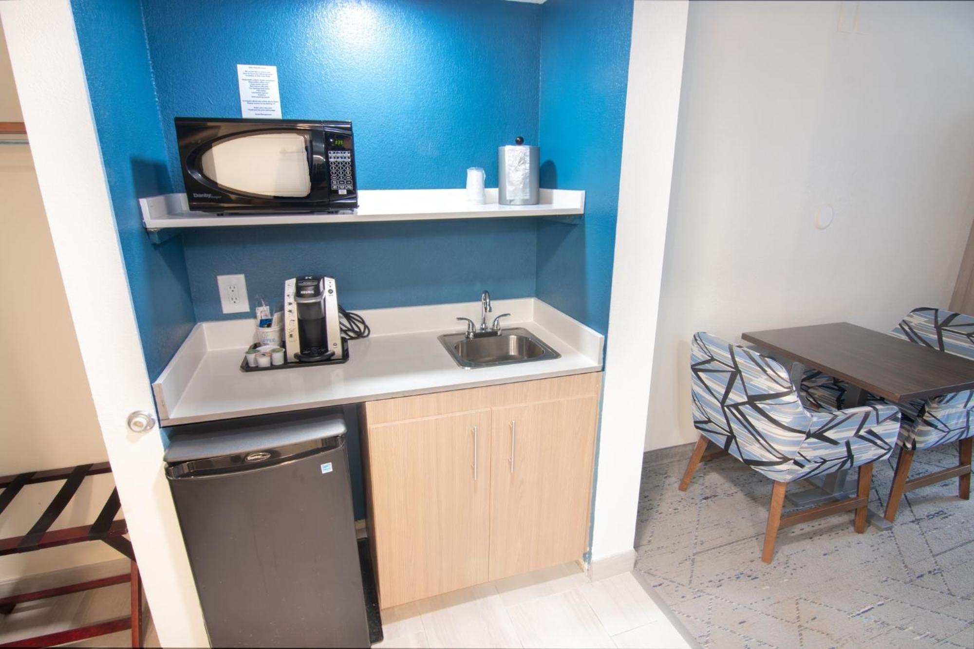 Holiday Inn Express And Suites Fort Lauderdale Airport West By Ihg Деві Екстер'єр фото