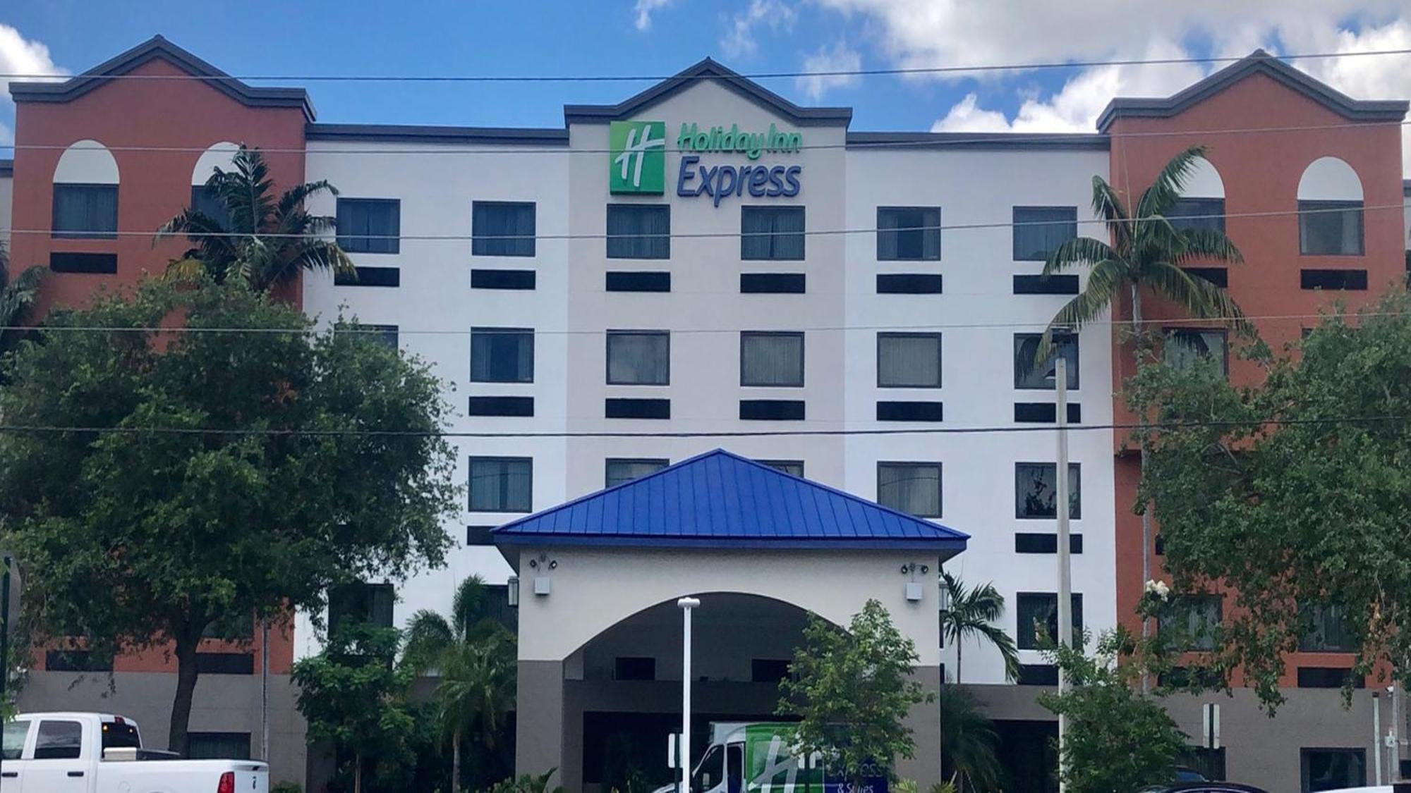 Holiday Inn Express And Suites Fort Lauderdale Airport West By Ihg Деві Екстер'єр фото